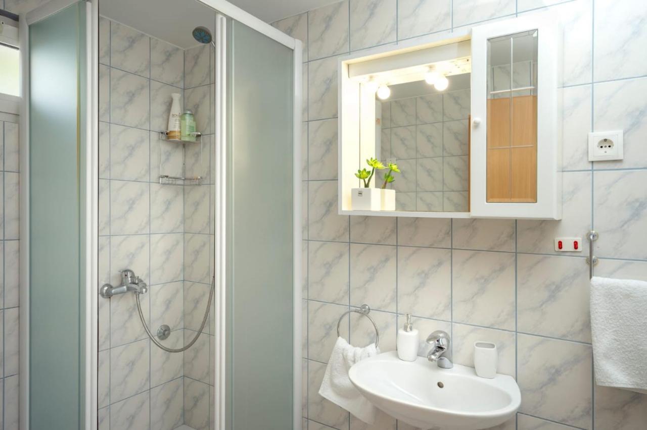 Holiday Home Belina Stari Grad  Eksteriør billede