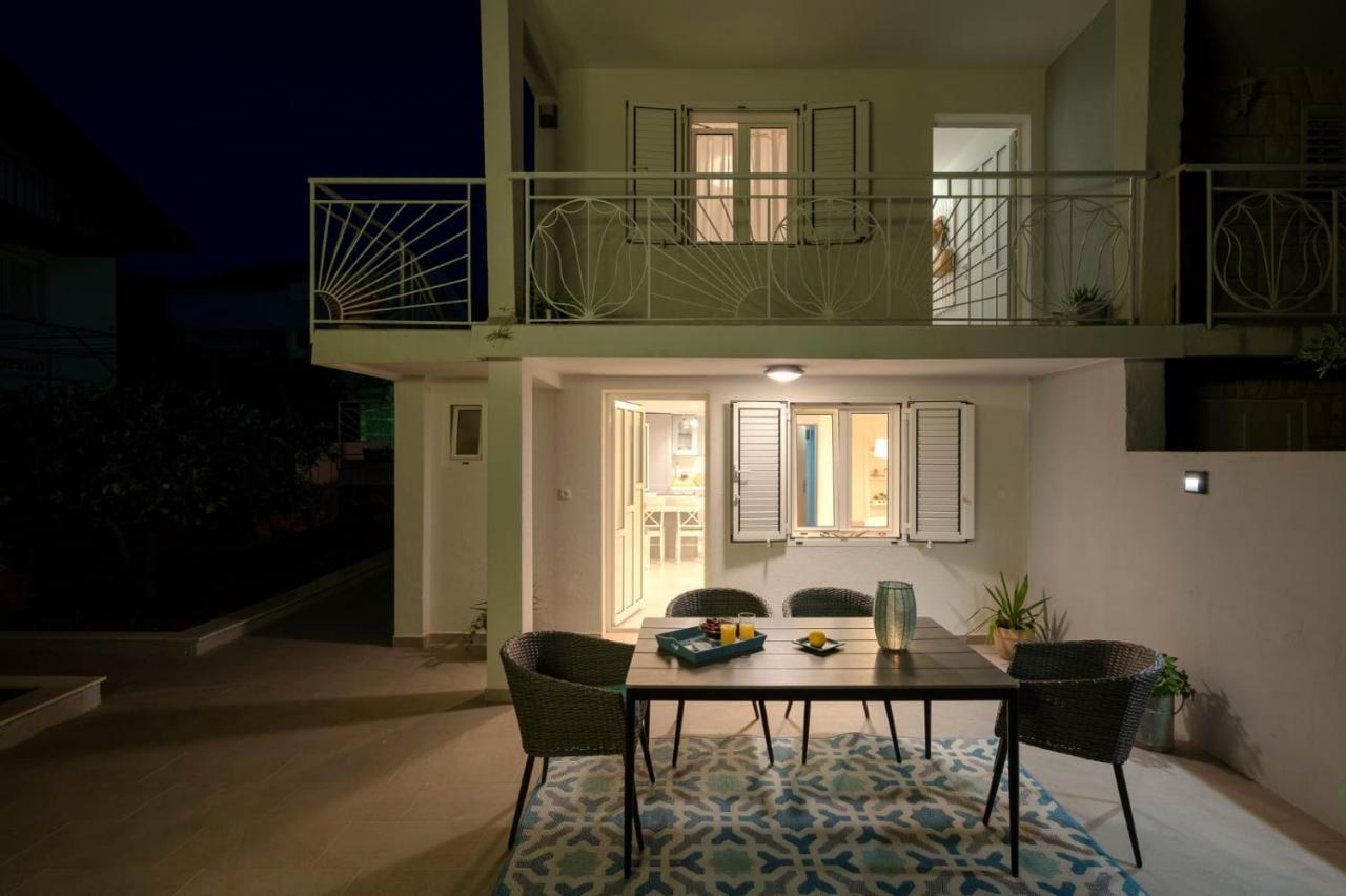 Holiday Home Belina Stari Grad  Eksteriør billede
