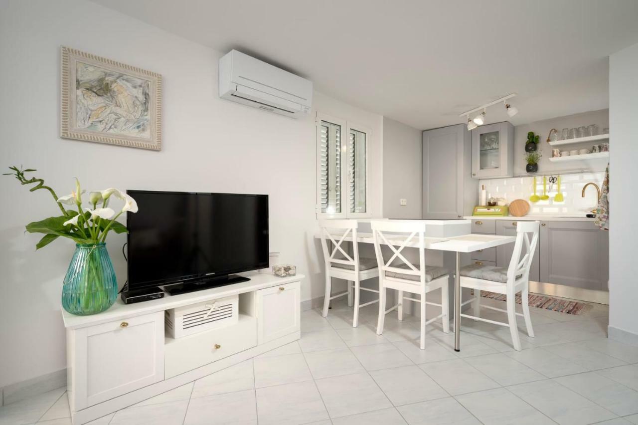 Holiday Home Belina Stari Grad  Eksteriør billede